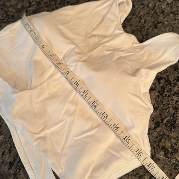 Athleta conscious white cut out crop tank D DD NWT L - Picture 11 of 11